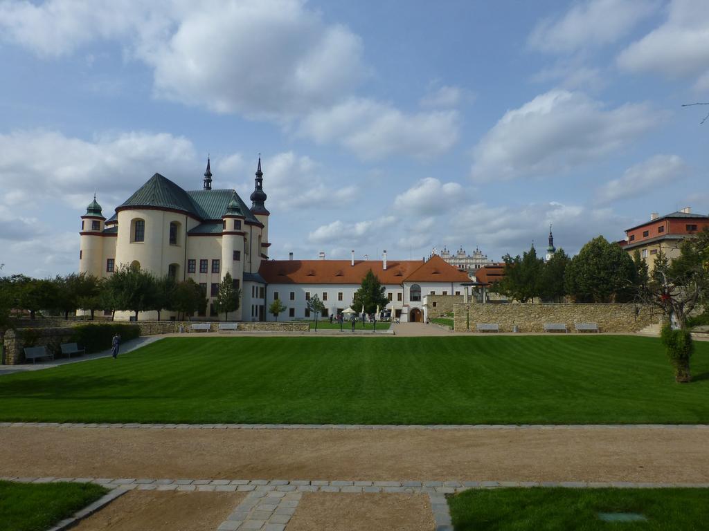 Penzion V Podzamci Литомишль Экстерьер фото